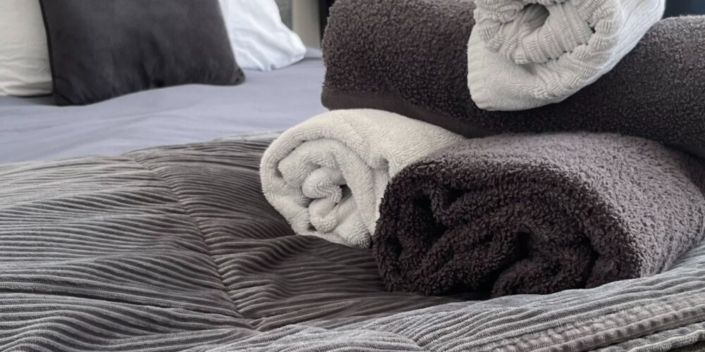 towels (2400 x 800 px)