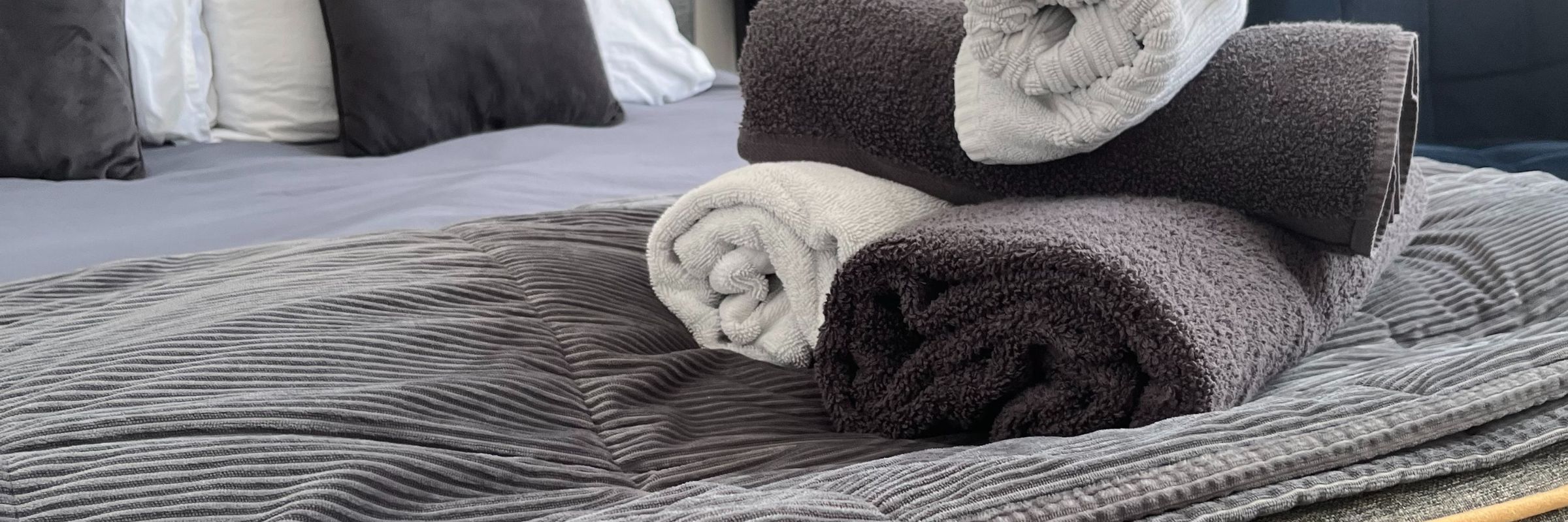 towels 2400 x 800